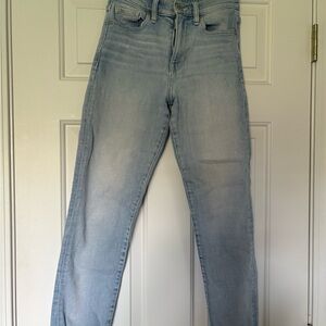 Banana Republic High Rise Light Wash Blue Jeans Straight Leg Fit